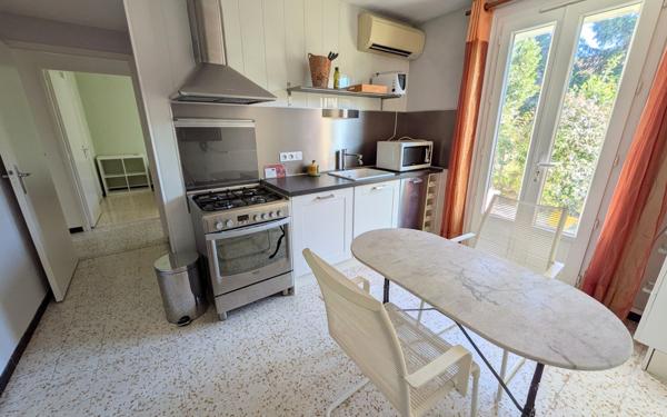 Maison à vendre    7 pièces •  Avignon