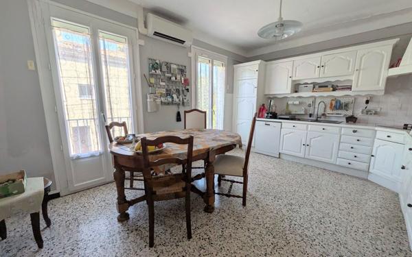 Maison à vendre    7 pièces •  Avignon