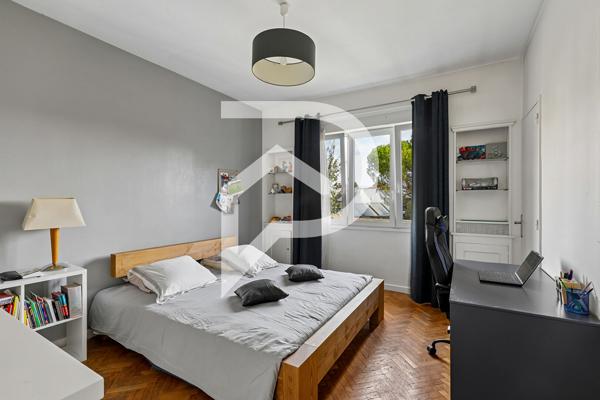 Maison 9 pièces 265 m2