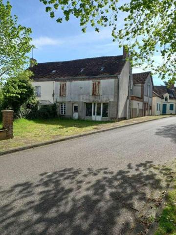 idéale pour projet de commerce ou investisseurs ou maison d'habitation.