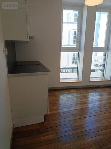 Appartement rénové à louer à Troyes dans l'Aube (10000), ref : 10376/1244   
Centre ville