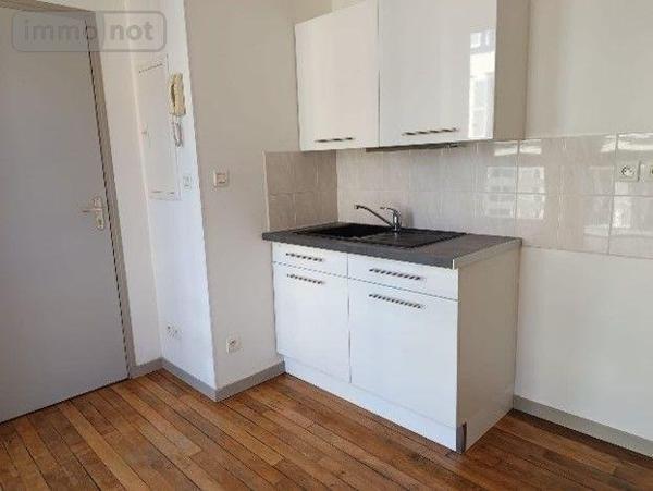 Appartement rénové à louer à Troyes dans l'Aube (10000), ref : 10376/1244   
Centre ville