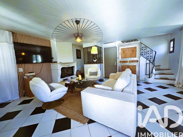 Maison à vendre 11 pièces 200 m² Le Bar-sur-Loup