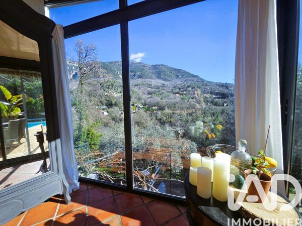 Maison à vendre 11 pièces 200 m² Le Bar-sur-Loup