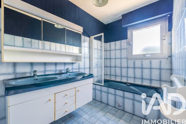 Maison à vendre 6 pièces 108 m² Séné