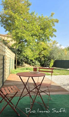 Maison récente, 3 chambres, jardin - Terrasse et parkings