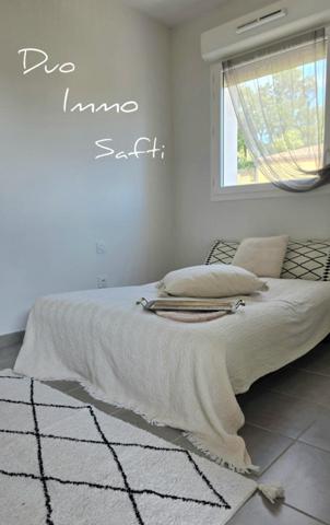 Maison récente, 3 chambres, jardin - Terrasse et parkings