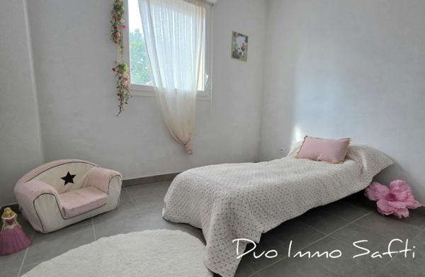 Maison récente, 3 chambres, jardin - Terrasse et parkings