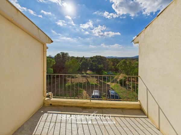 Villa T3 de 93m2 avec dépendance de 120m2 en pleine nature