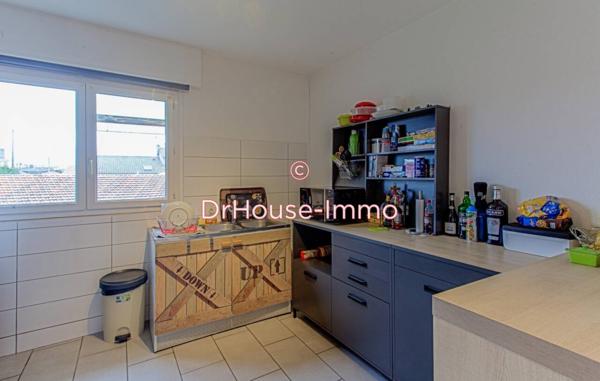 Immeuble à vendre 9 pièces de 111 m²