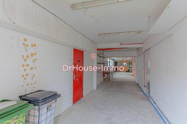 Immeuble à vendre 9 pièces de 111 m²
