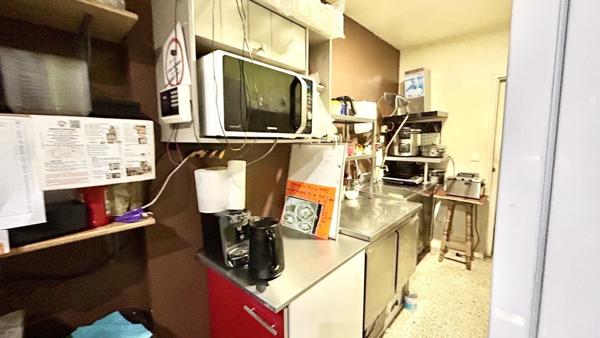 NANCY ARTEM, vends murs local professionnel 19 m2 + réserve 14 m2