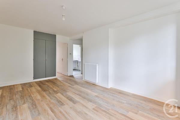 Appartement F3 à vendre  3 pièces - 55 m2 LE BOURGET - 93