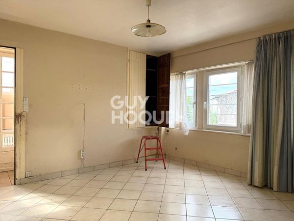 Maison 10 pièce(s) 232 m2