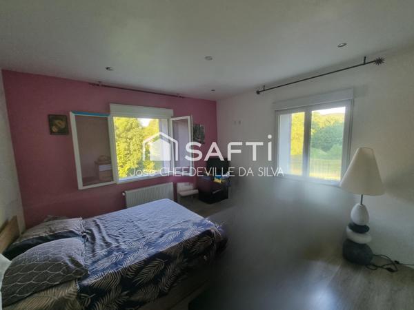 Maison 1850, cachet historique et beau terrain