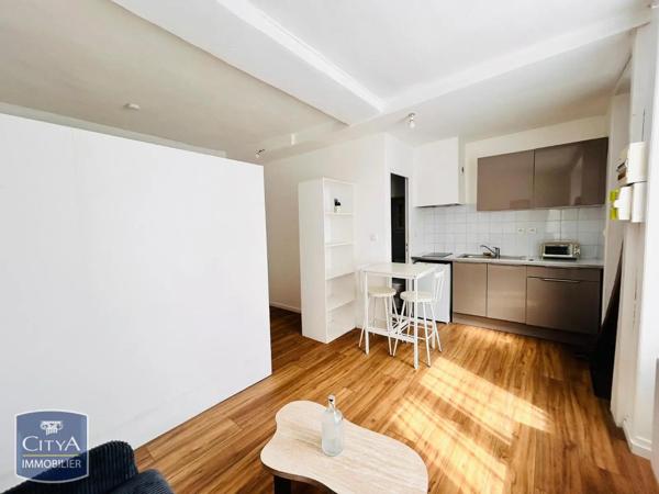 Appartement à louer 1 pièce 22.52m² Laval (53000)