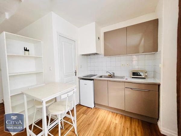Appartement à louer 1 pièce 22.52m² Laval (53000)