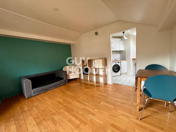 Rare à MALAKOFF ! 2 pièces dernier étage avec balcon, charme de l'ancien, emplacement stratégique !