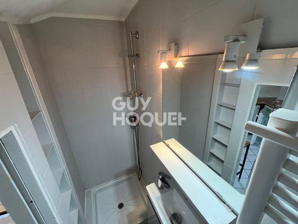 Rare à MALAKOFF ! 2 pièces dernier étage avec balcon, charme de l'ancien, emplacement stratégique !