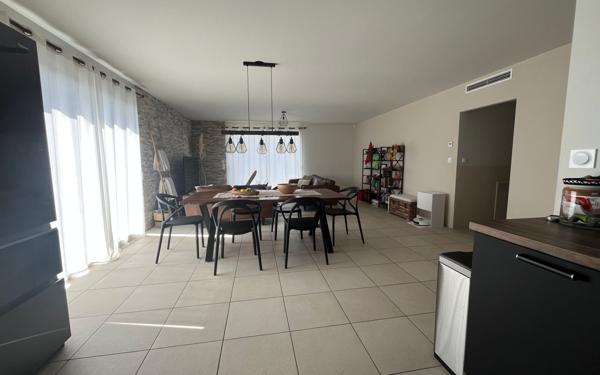 Maison à vendre    5 pièces • 120 m2 Noé