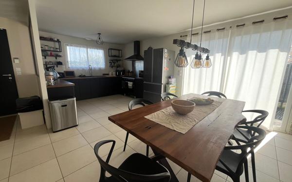 Maison à vendre    5 pièces • 120 m2 Noé