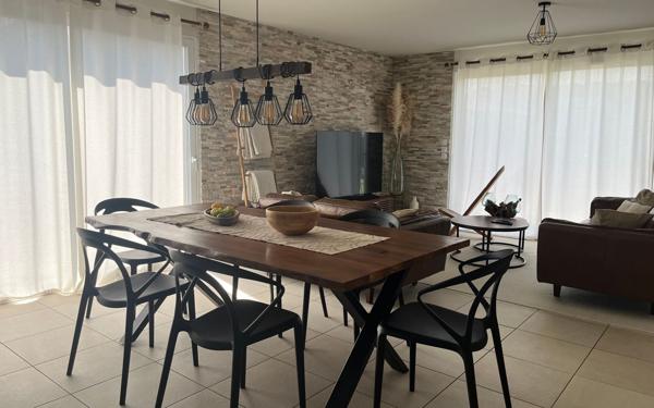 Maison à vendre    5 pièces • 120 m2 Noé