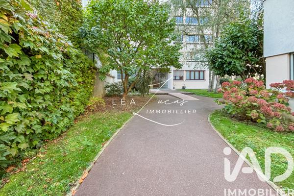 Appartement à vendre 4 pièces 102 m² Paris 19