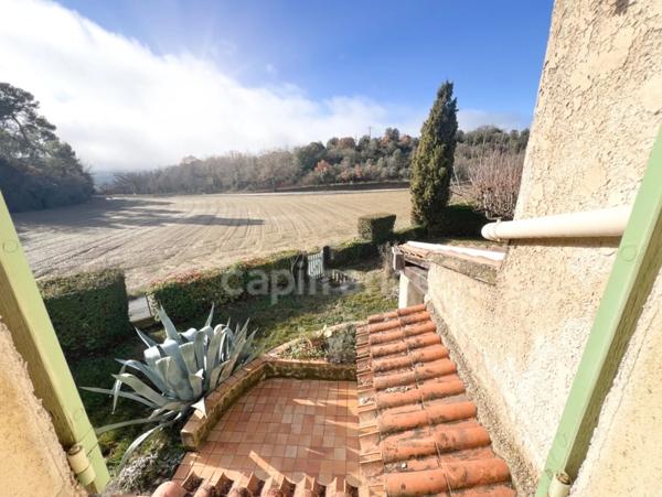 Charmante Maison 3 pièces 2 chambres à vendre à REILLANNE (04) - Jardin 650m2, au calme