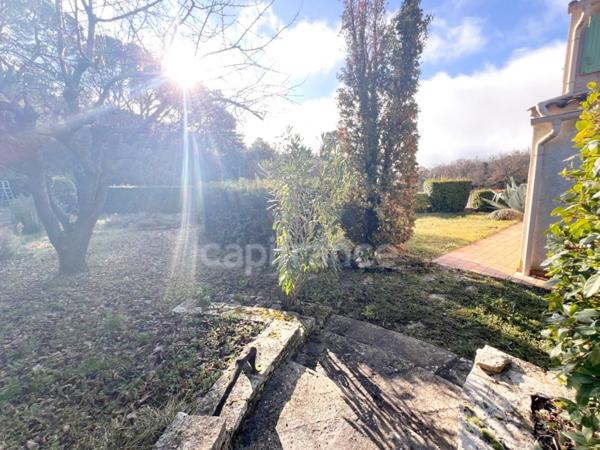 Charmante Maison 3 pièces 2 chambres à vendre à REILLANNE (04) - Jardin 650m2, au calme