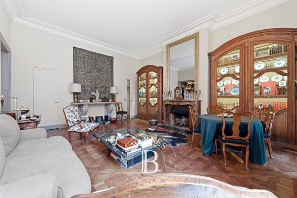 Paris 4ème, Appartement 5 Chambres -  237 m² à vendre