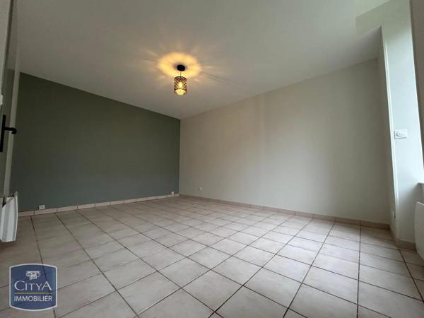 Appartement à louer 1 pièce 27.4m² Sedan (08200)