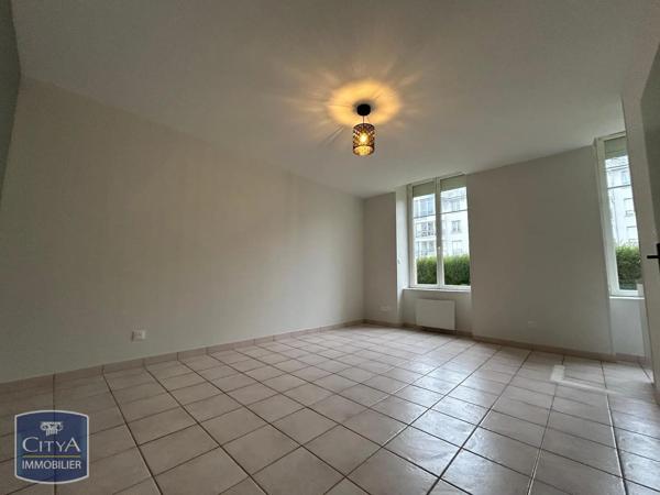 Appartement à louer 1 pièce 27.4m² Sedan (08200)