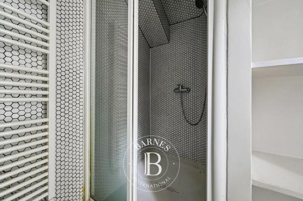 Paris 7ème, Appartement  27 m² à vendre