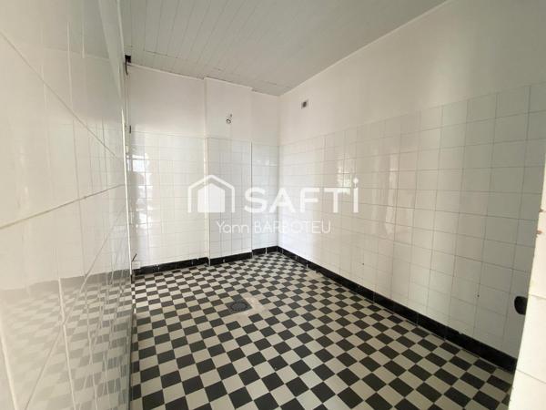 Local commercial de 60m² situé au Port