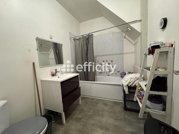 Immeuble
         12 pièces
        - 152 m² Exclusivité 169 900 € *