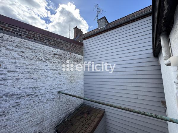 Immeuble
         12 pièces
        - 152 m² Exclusivité 169 900 € *