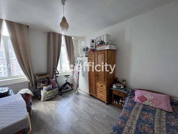 Immeuble
         12 pièces
        - 152 m² Exclusivité 169 900 € *