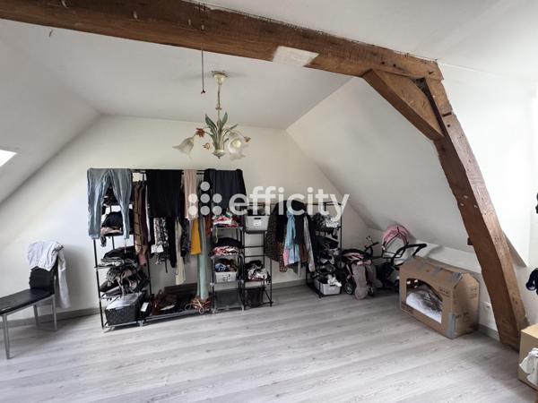 Immeuble
         12 pièces
        - 152 m² Exclusivité 169 900 € *