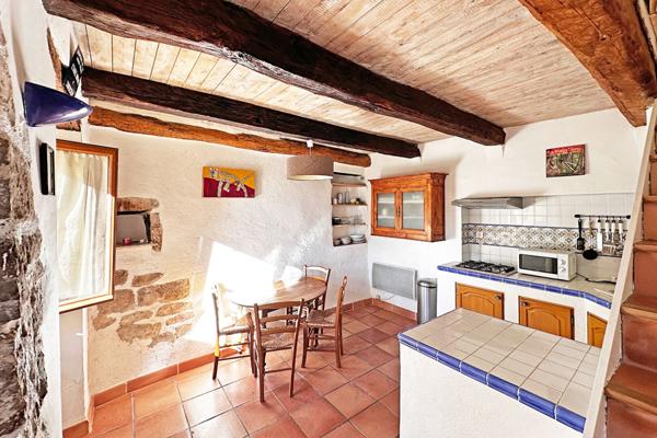 Maison de village en pierre – 42 m² de charme