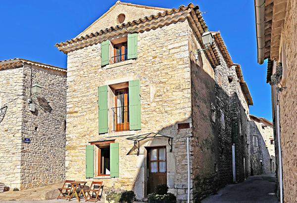 Maison de village en pierre – 42 m² de charme