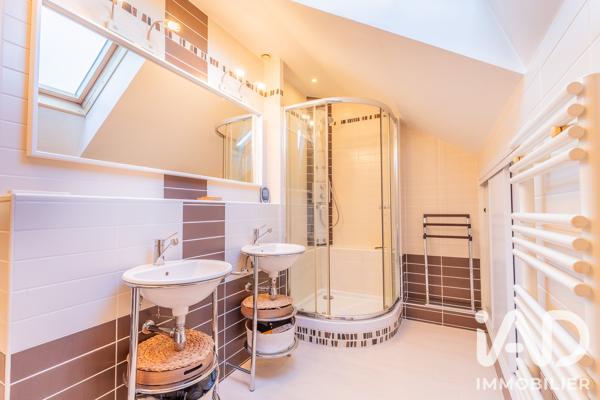 Maison à vendre 8 pièces 185 m² Ris-Orangis