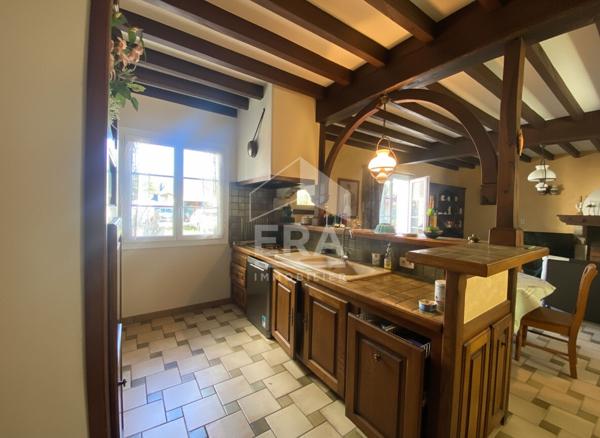LESCAR - Authentique  Béarnaise de 200 m² avec grange en galet  plus dépendance