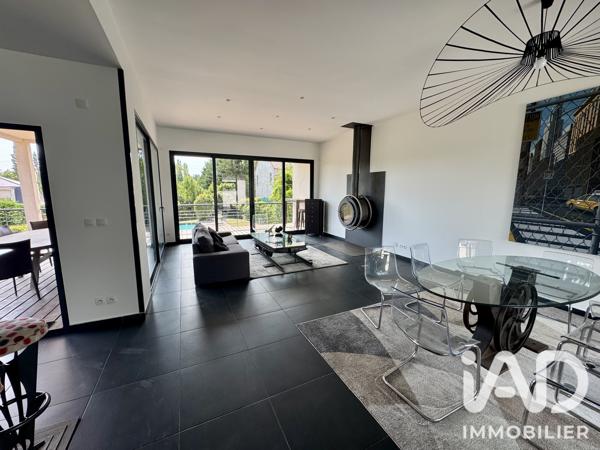 Maison à vendre 7 pièces 244 m² Verrières-le-Buisson