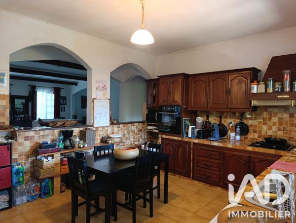 Maison à vendre 7 pièces 230 m² Le Tampon