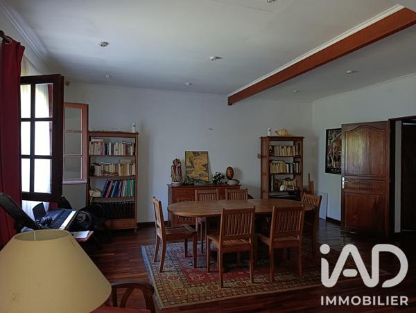 Maison à vendre 7 pièces 230 m² Le Tampon