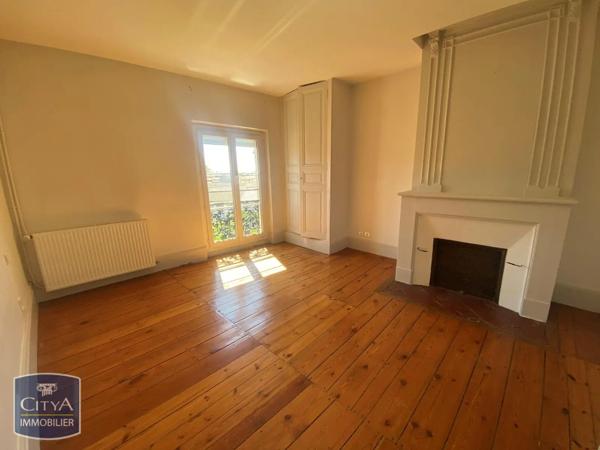 Appartement à louer 5 pièces 135.06m² Agen (47000)