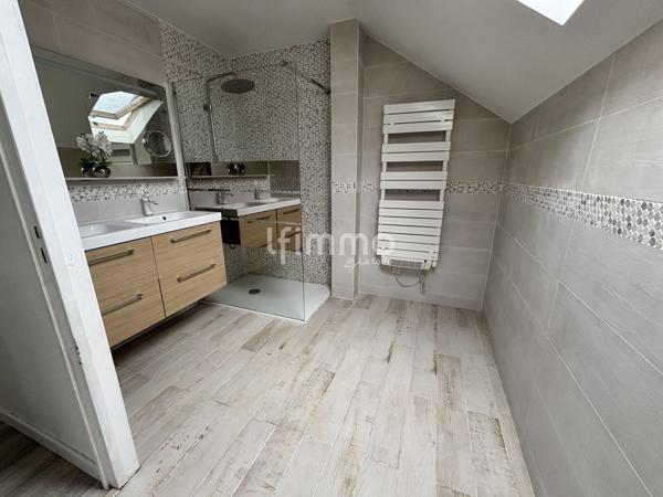 Maison 6 pièces de 141 m2 à Habsheim