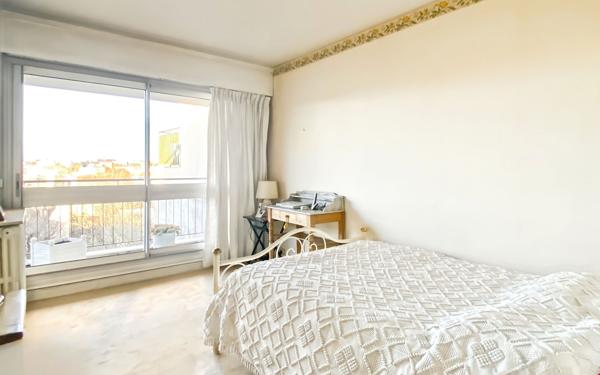 Appartement à vendre    3 pièces • 74,70 m2 Le Chesnay