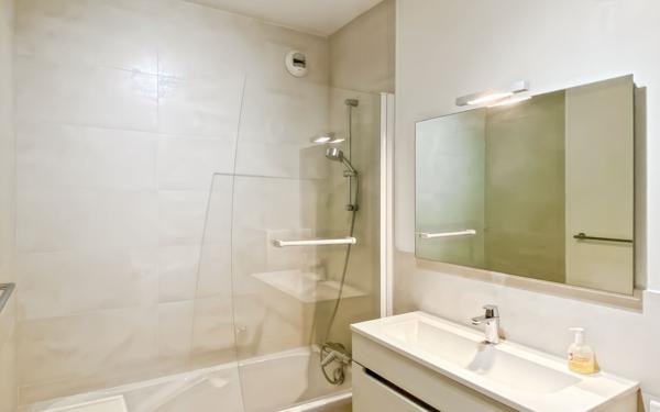 Appartement à vendre    3 pièces • 74,70 m2 Le Chesnay