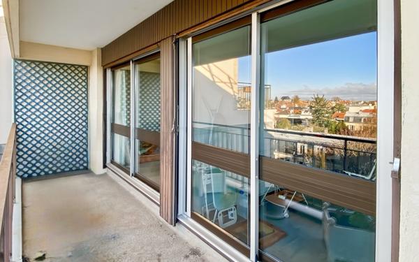 Appartement à vendre    3 pièces • 74,70 m2 Le Chesnay